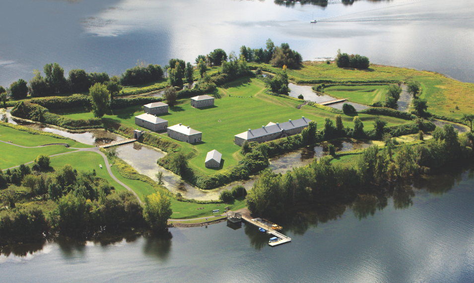 Vue aérienne du fort Lennox